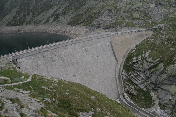 Valle Antrona e stambecchi equilibristi